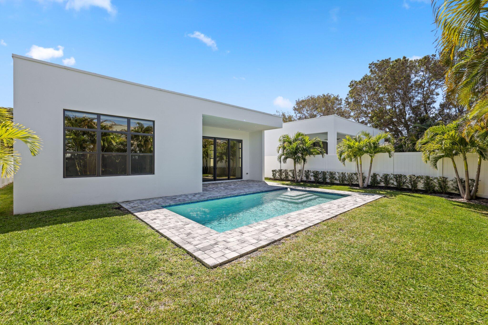 655 Kingsbridge Street Boca Raton, FL 33487 - Photo 71 of 76 655 Kingsbridge St - 69.jpg-SMALL
