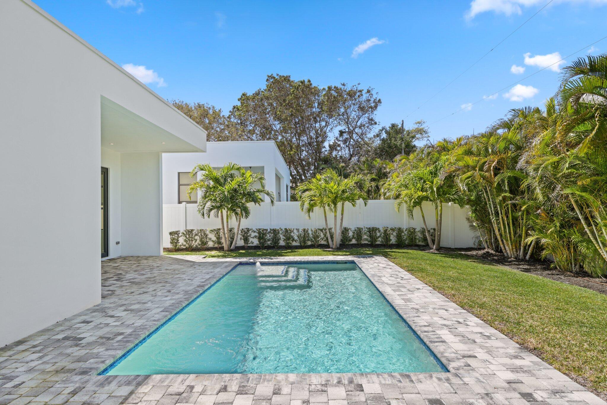 655 Kingsbridge Street Boca Raton, FL 33487 - Photo 72 of 76 655 Kingsbridge St - 70.jpg-SMALL