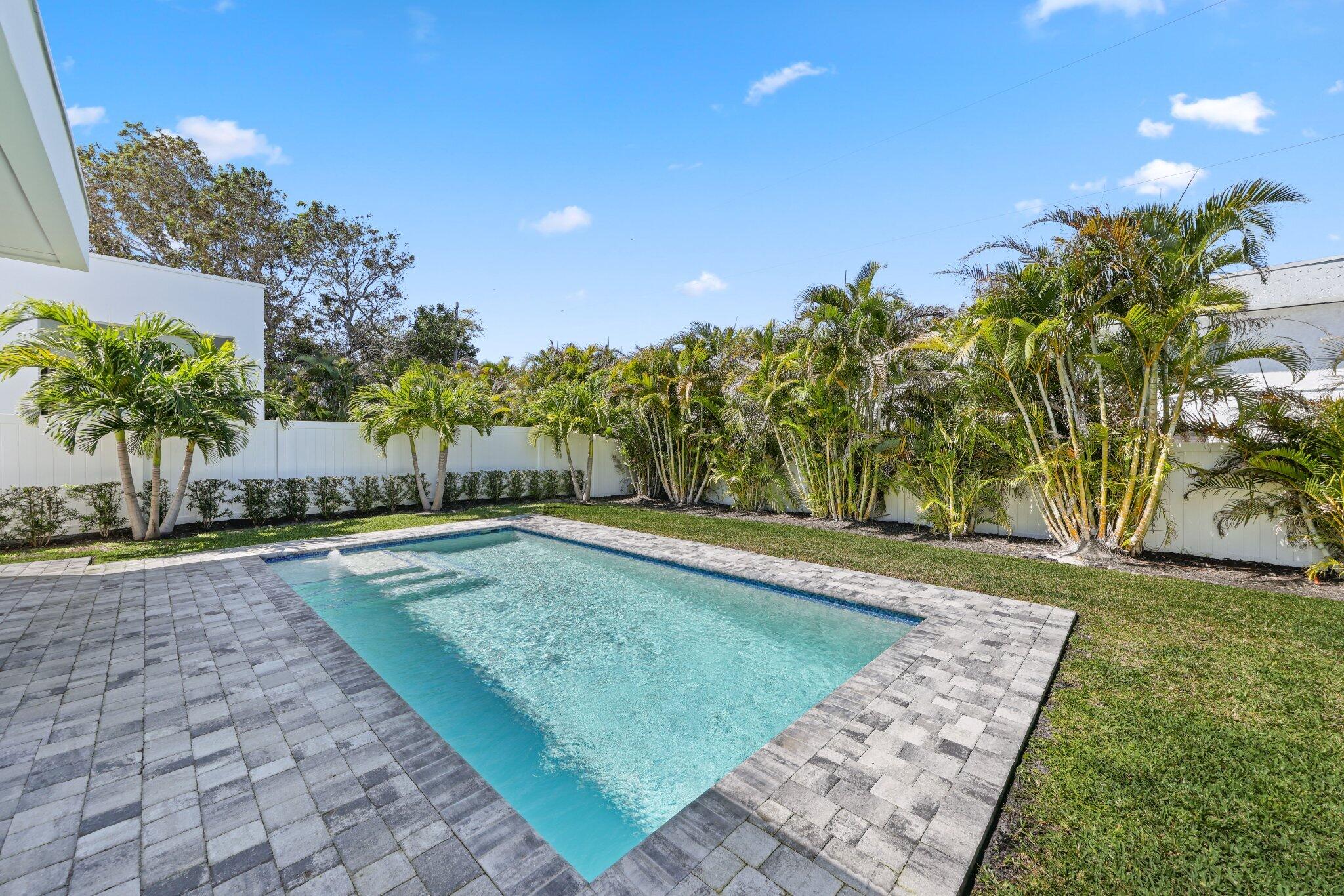 655 Kingsbridge Street Boca Raton, FL 33487 - Photo 73 of 76 655 Kingsbridge St - 71.jpg-SMALL