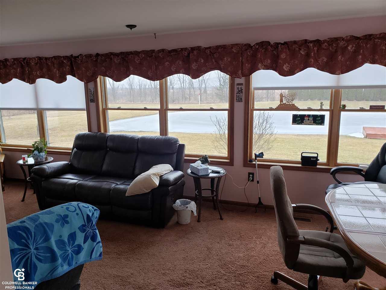 8656 Kilgore Road Avoca, MI 48006 - Photo 6 of 46 Great Room View 1