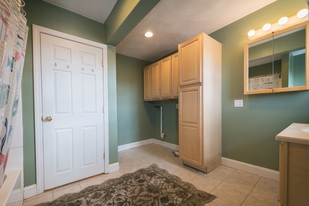 272 Jefferson Avenue, Unit 5 Salem, MA 01970 - Photo 8 of 15