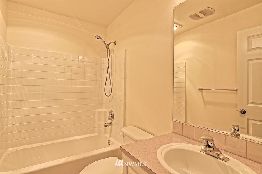 17078 Parkside Way Southeast Renton, WA 98058 - Photo 24 of 24