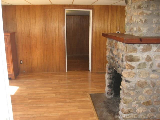 6625 Lakeshore Road Lexington, MI 48450 - Photo 9 of 27 31254437-8.JPG