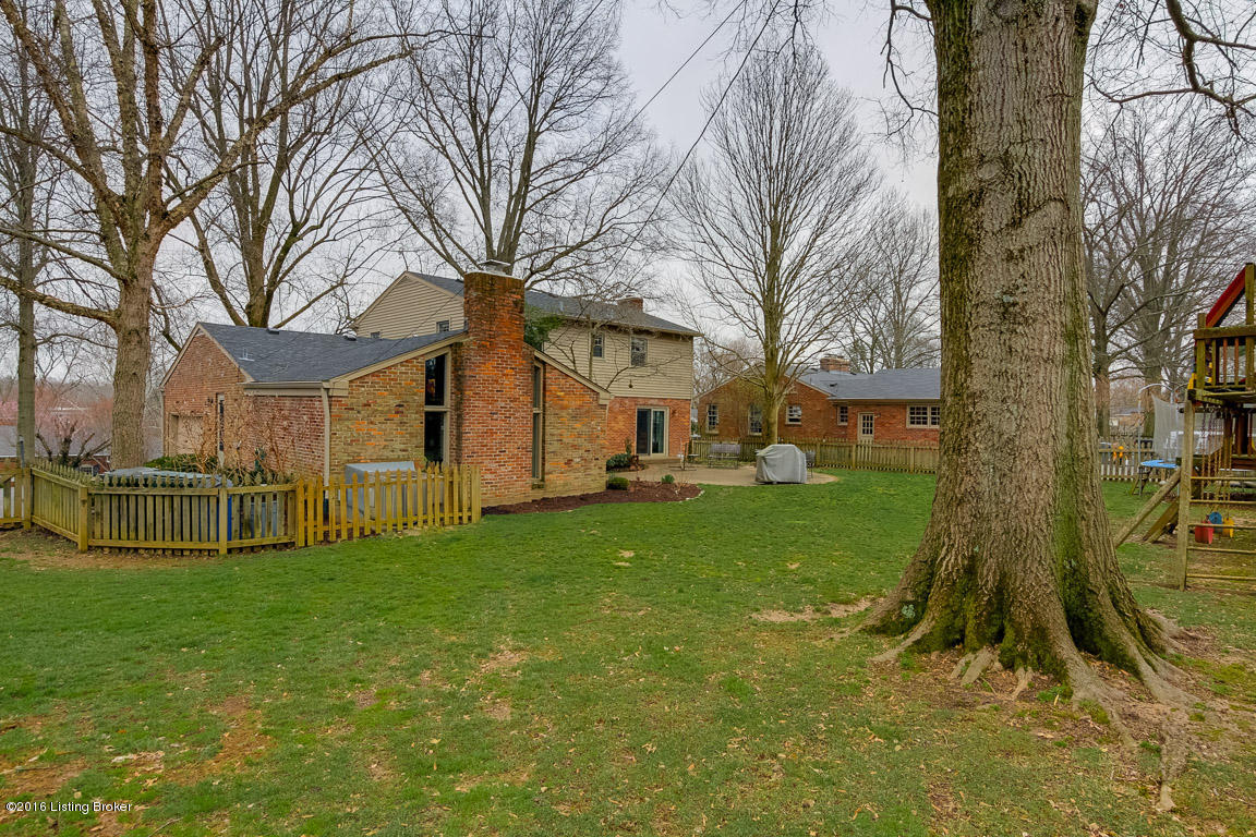 2400 Tuckaho Road Louisville, KY 40207 - Photo 31 of 31 0064Fused2