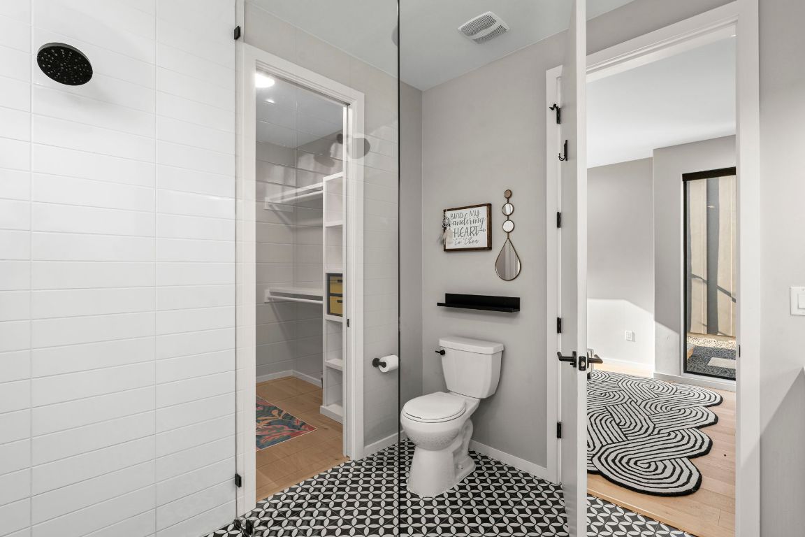 7525 Delafield Lane, Unit B Austin, TX 78752 - Photo 18 of 37