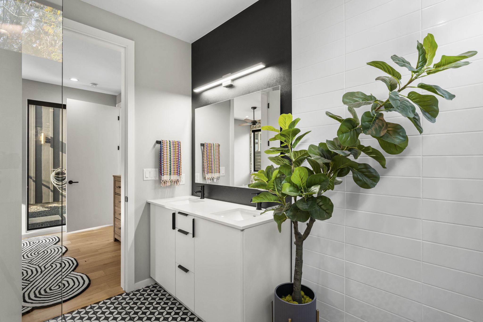 7525 Delafield Lane, Unit B Austin, TX 78752 - Photo 19 of 37 a vase of flowers sitting on a table