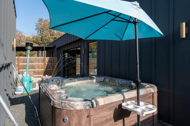 $615,000 | 7525 Delafield Lane, Unit B, Austin, TX 78752