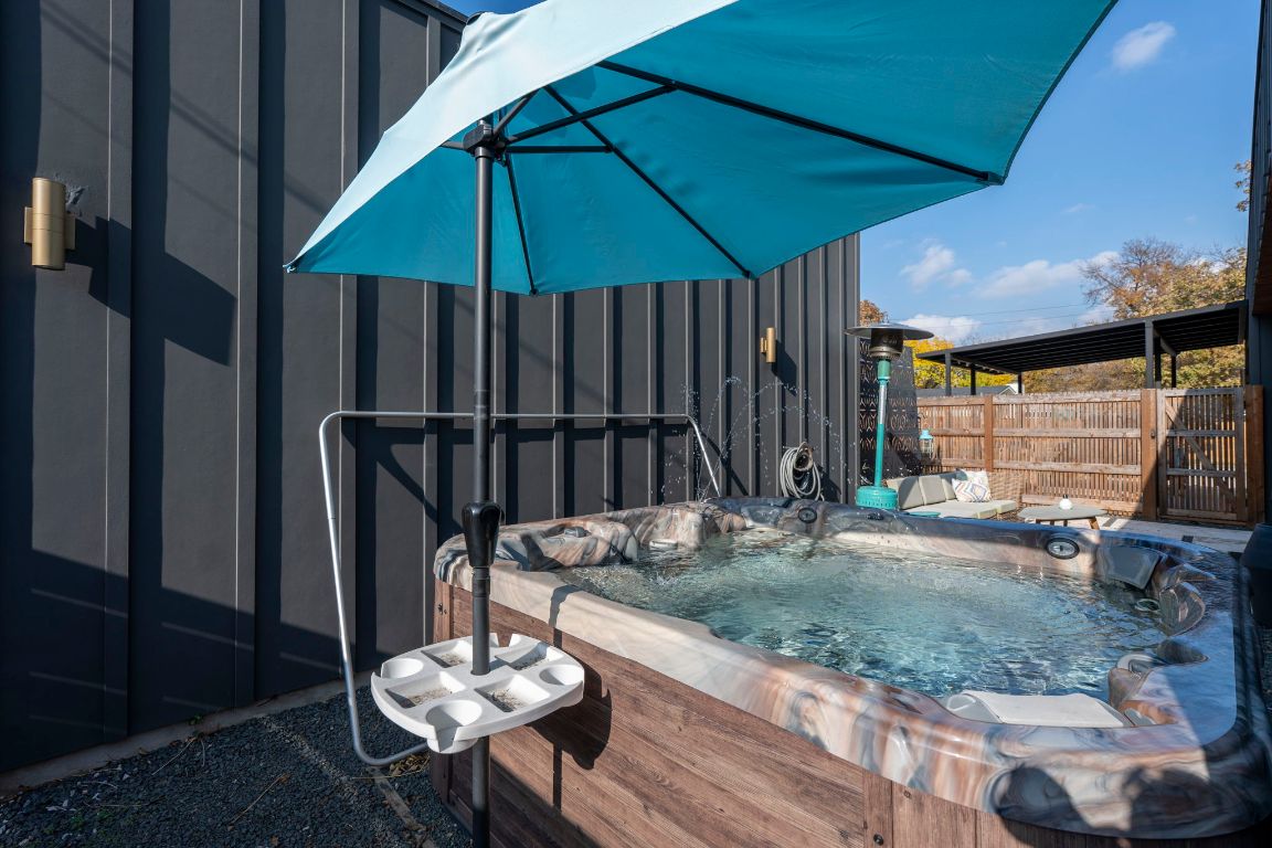 7525 Delafield Lane, Unit B Austin, TX 78752 - Photo 25 of 37