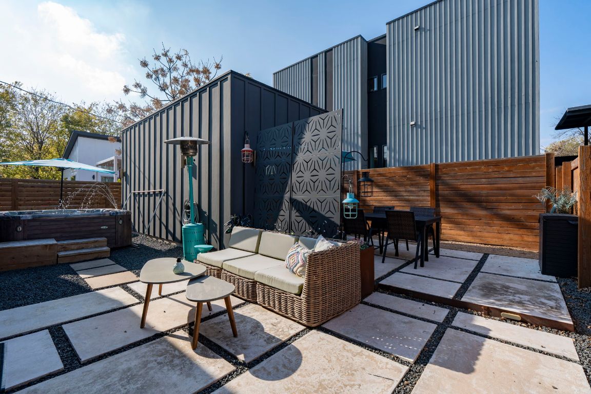 7525 Delafield Lane, Unit B Austin, TX 78752 - Photo 30 of 37