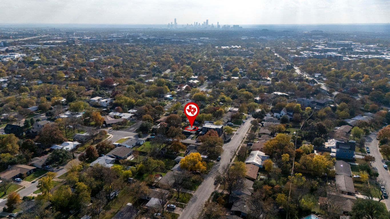 7525 Delafield Lane, Unit B Austin, TX 78752 - Photo 3 of 37