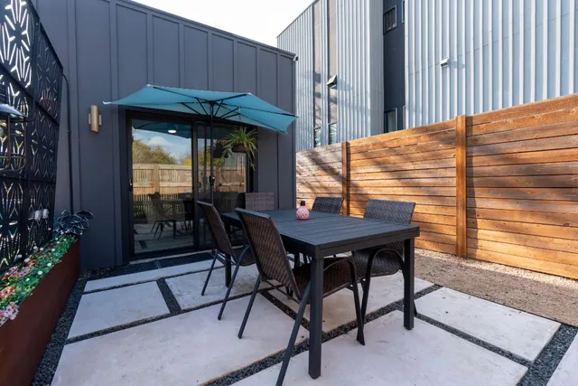 $615,000 | 7525 Delafield Lane, Unit B, Austin, TX 78752