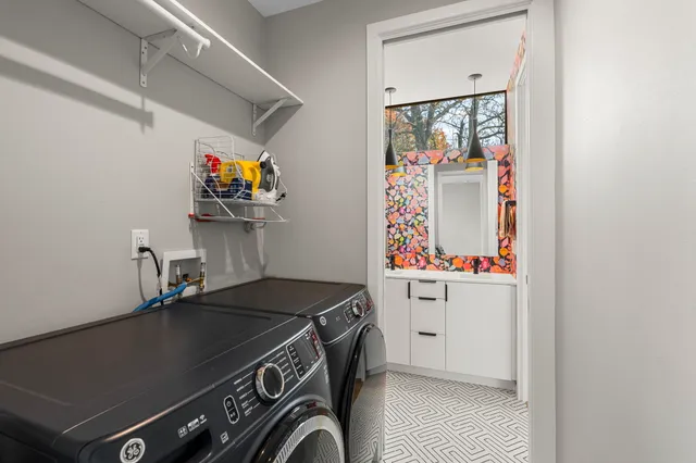 $615,000 | 7525 Delafield Lane, Unit B, Austin, TX 78752