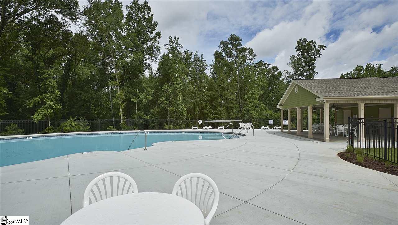 129 Lake Grove Road Simpsonville, SC 29681 - Photo 7 of 15 Gallery Image 7