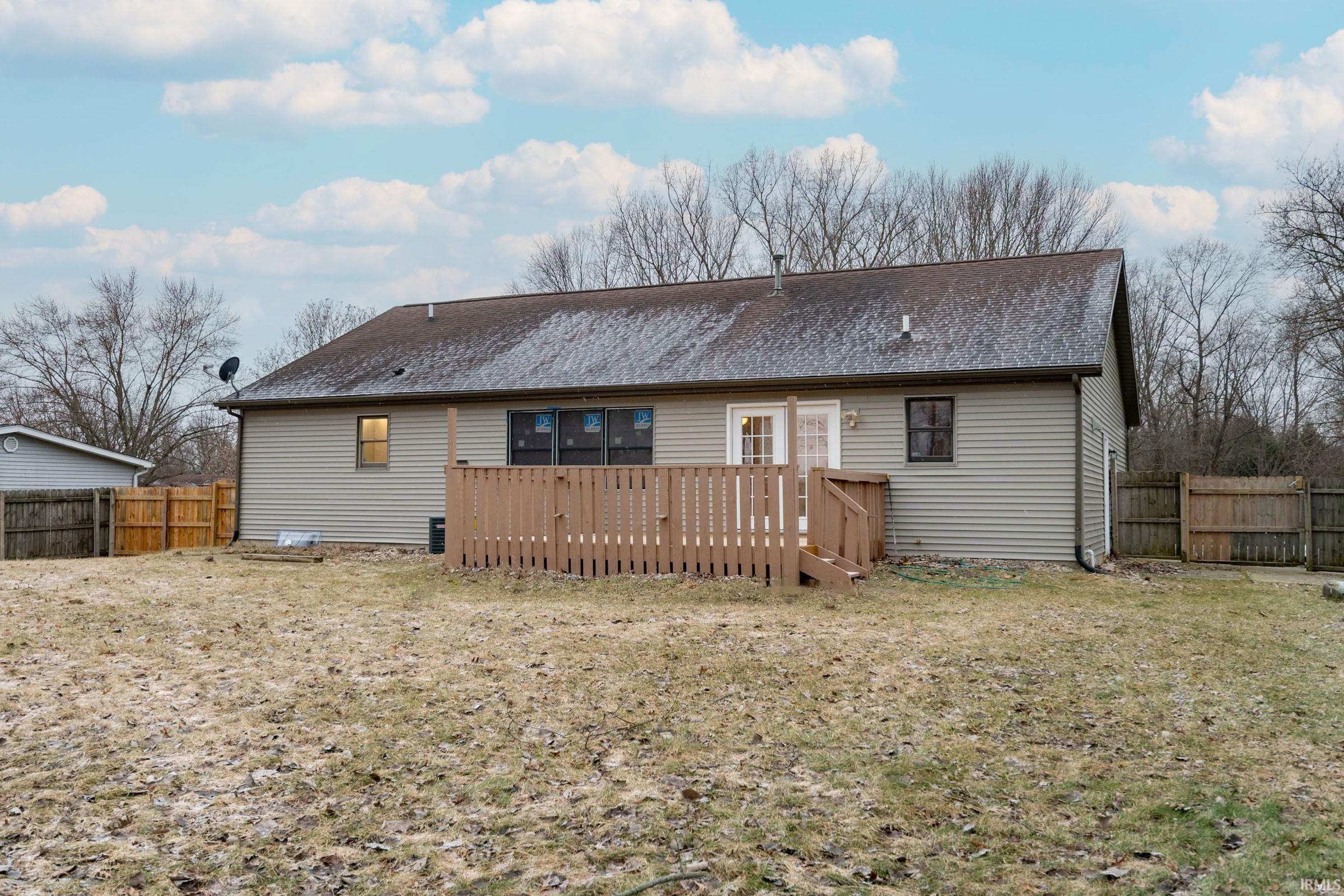 53134 Old Farm Road Elkhart, IN 46514 - Photo 17 of 34