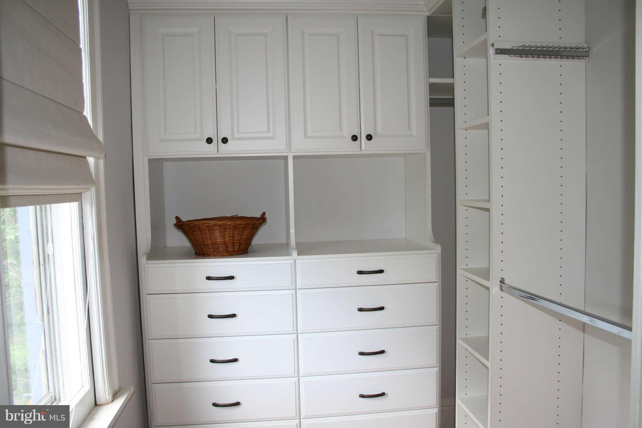 729 St Johns Road Baltimore, MD 21210 - Photo 17 of 30 Master Walk In Closet