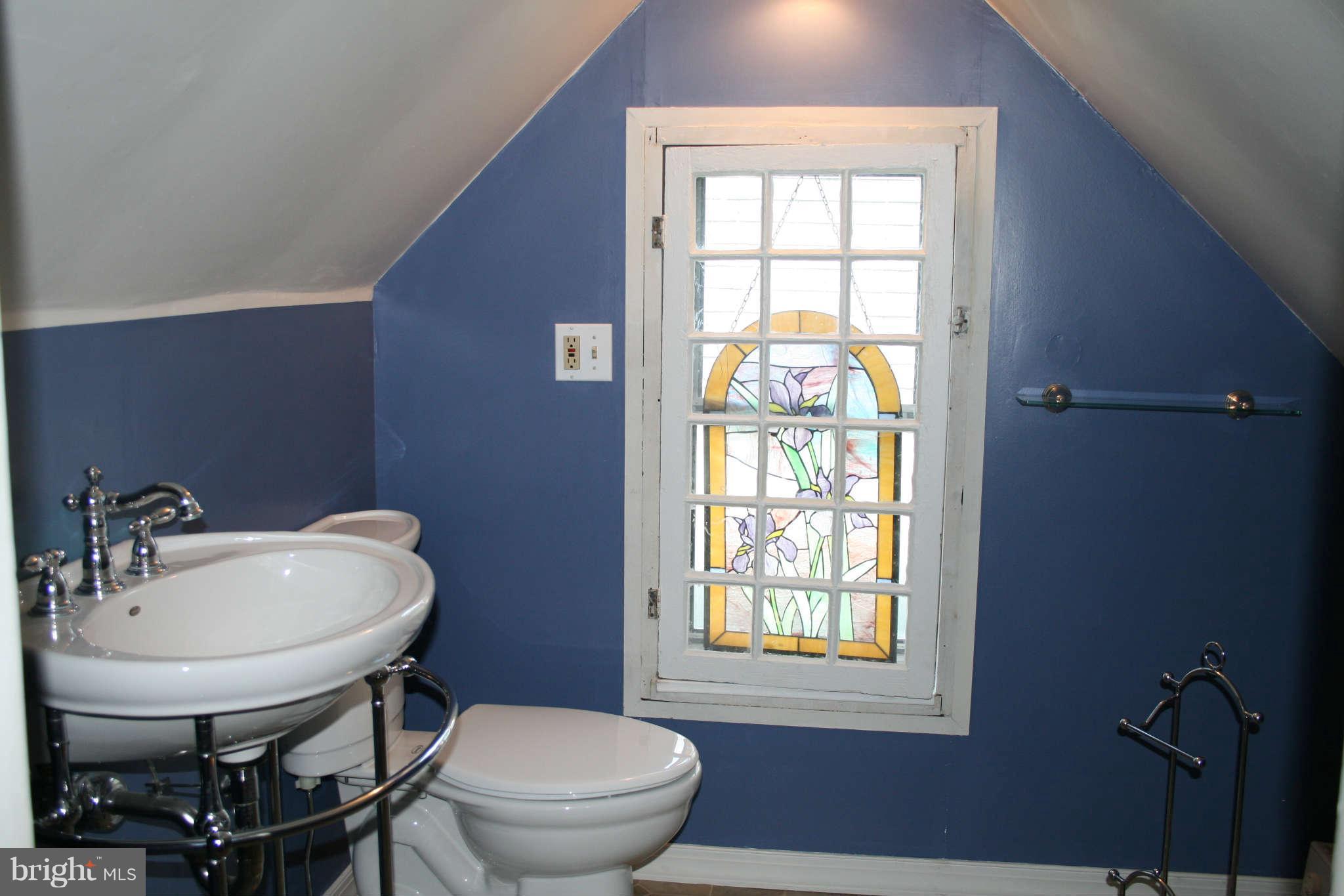 729 St Johns Road Baltimore, MD 21210 - Photo 24 of 30 Half Bath