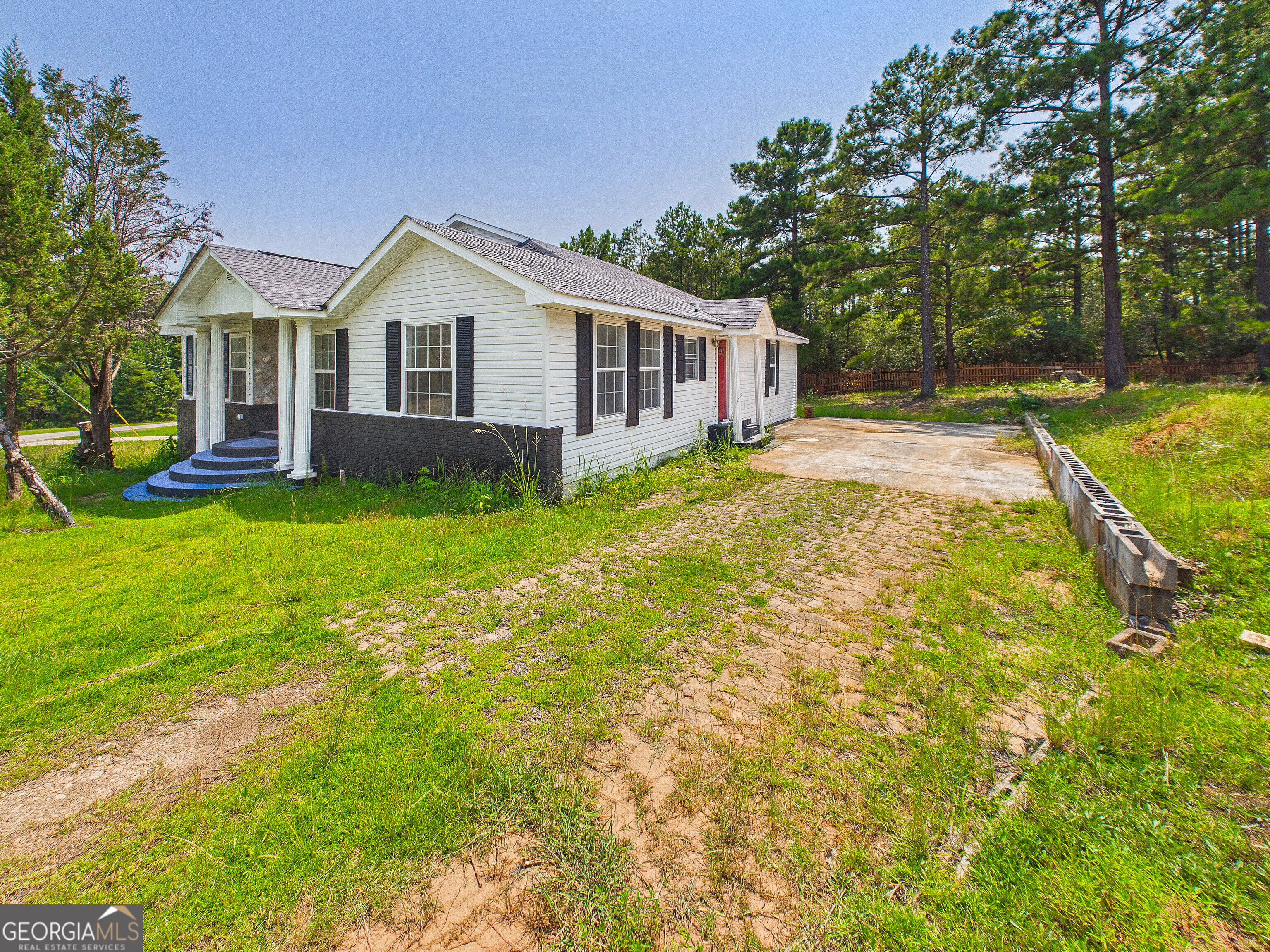 153 Wheehaw Road Macon, GA 31211 - Photo 2 of 50