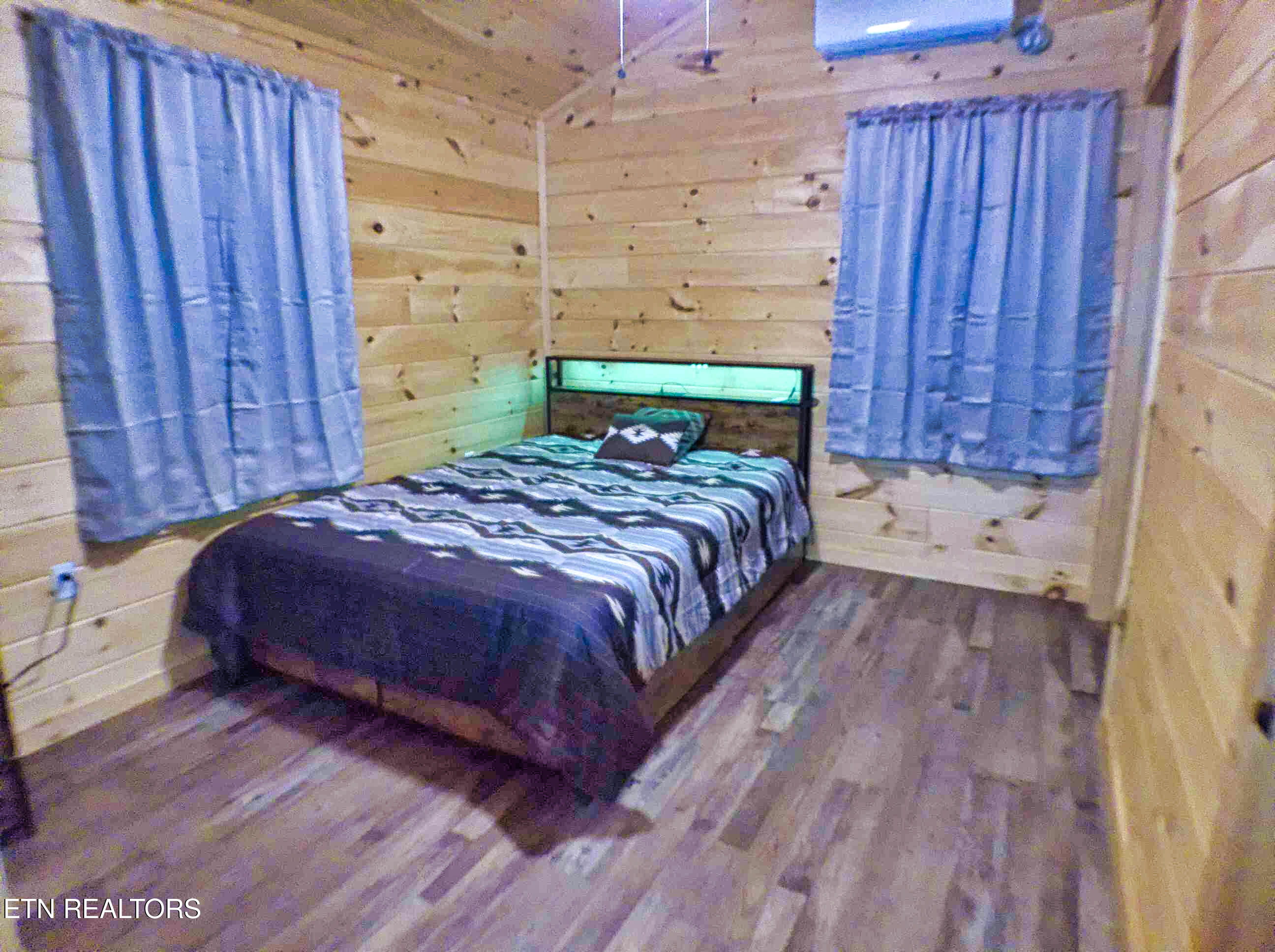 137 John Cox Road Deer Lodge, TN 37726 - Photo 36 of 43 ANMP0024