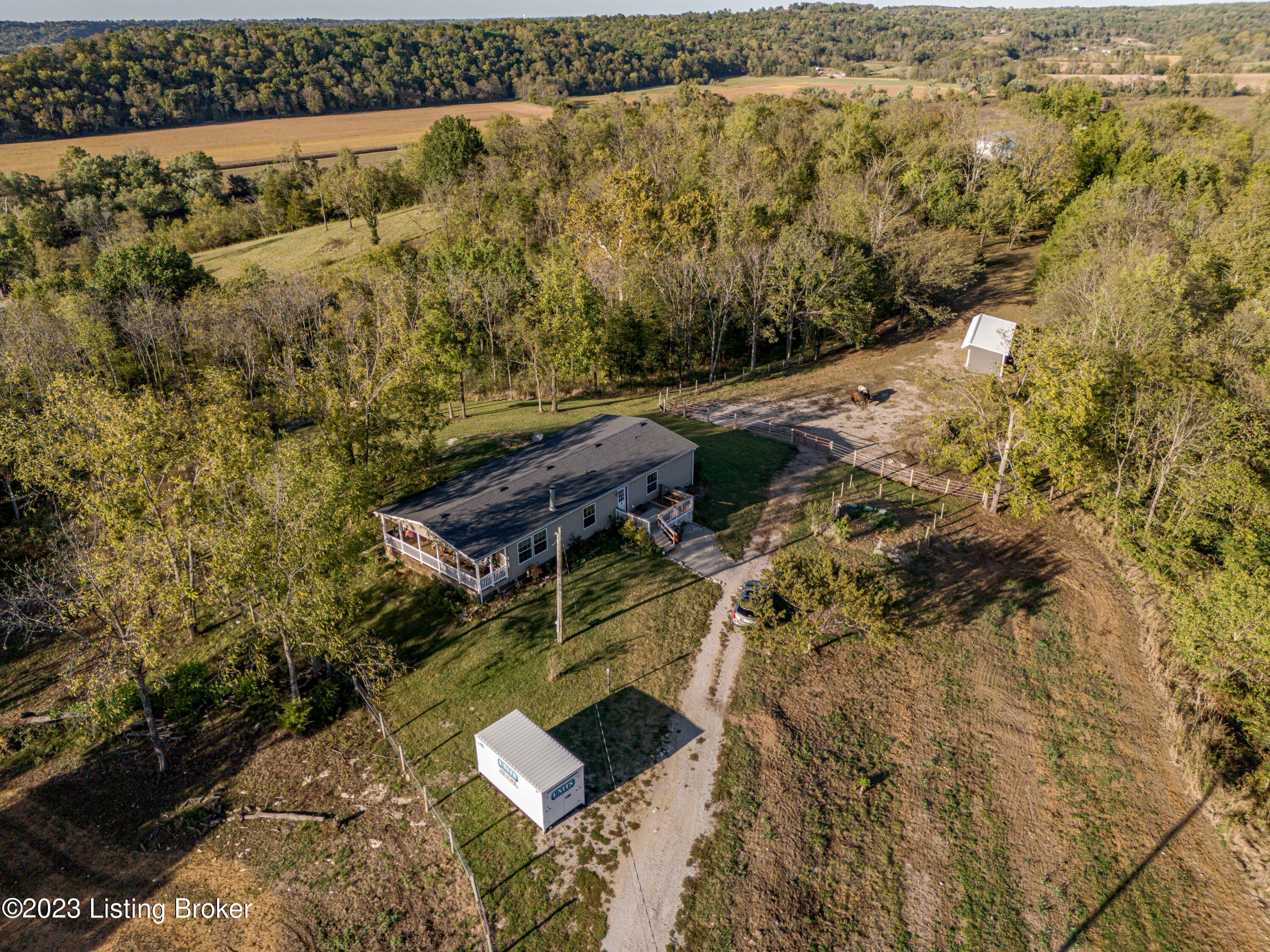 10155 Cedar Grove Road Shepherdsville, KY 40165 - Photo 13 of 59 DJI_20230904100021_0017_D