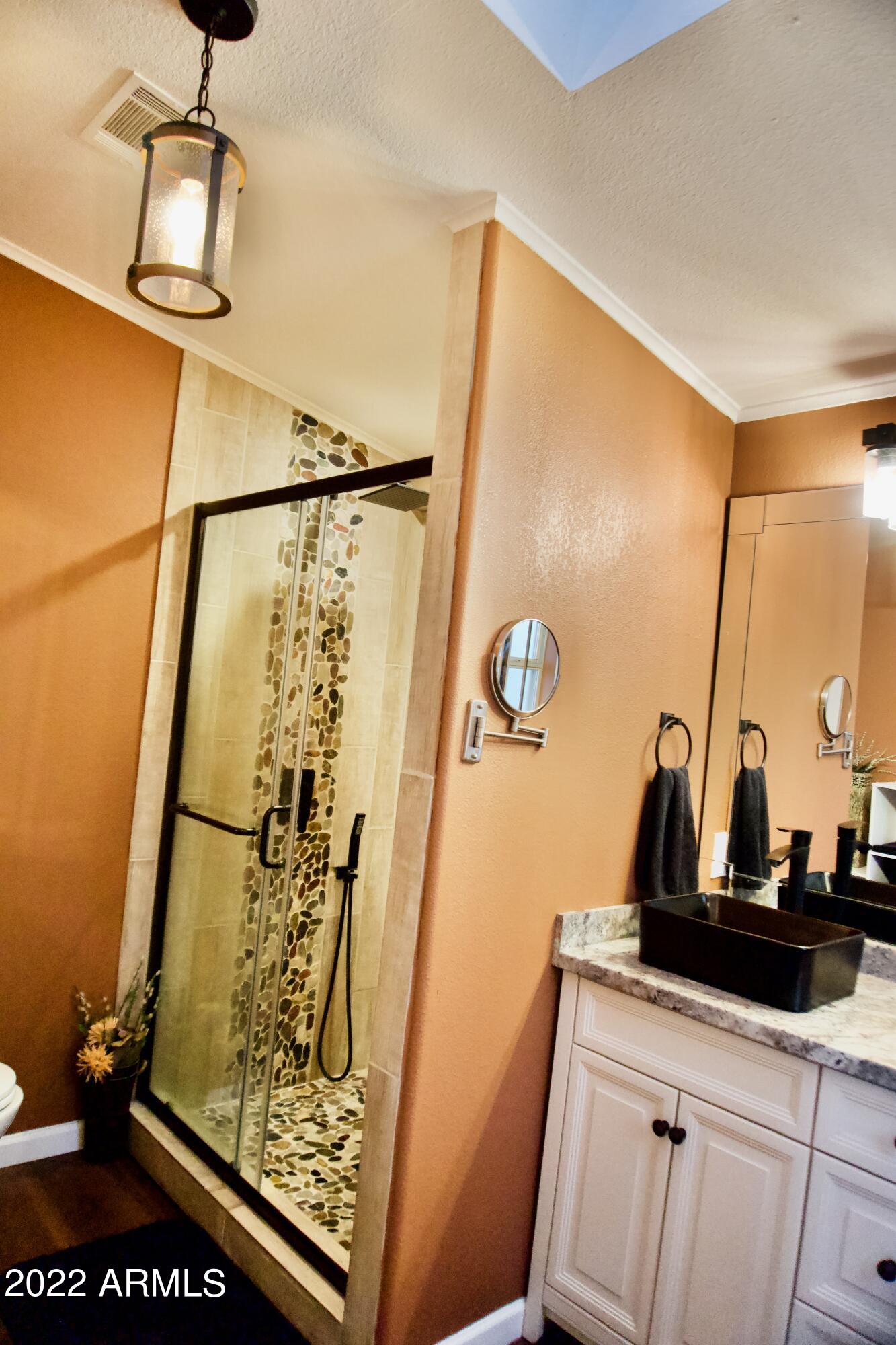 215 North Power Road, Unit 265 Mesa, AZ 85205 - Photo 13 of 30 Master Bathroom