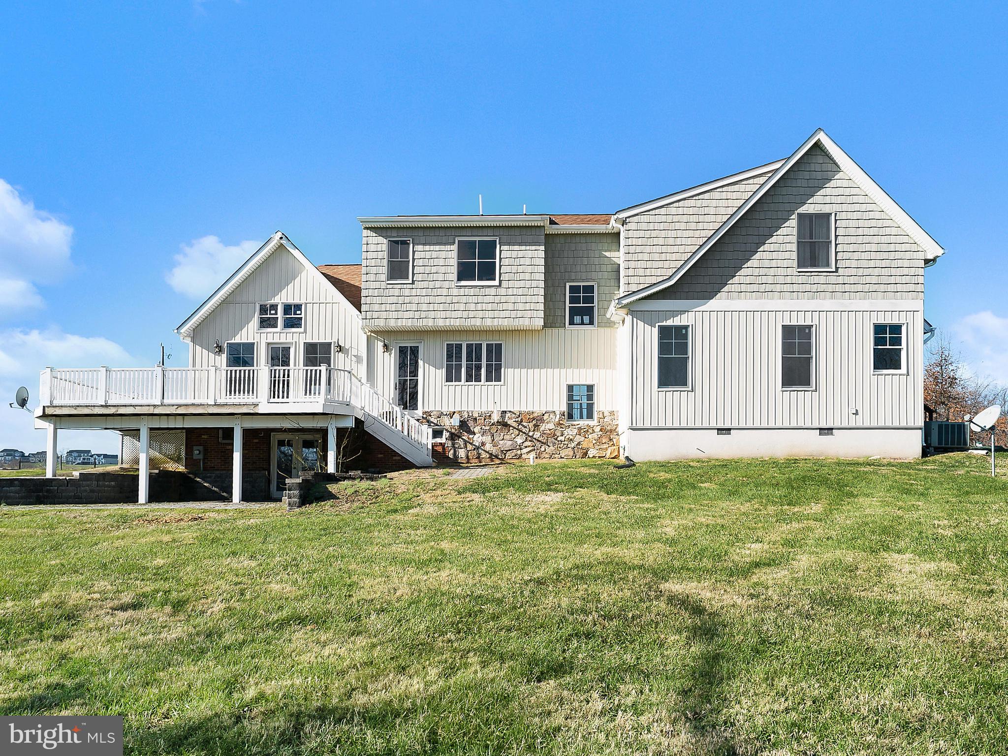 36340 Paxson Road Purcellville, VA 20132 - Photo 35 of 43 Custom built home is far from cookie cutter