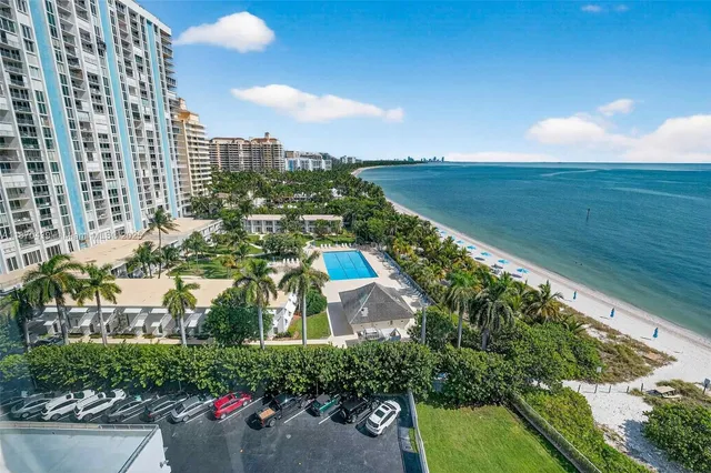 $3,995,000 | 600 Grapetree Drive, Unit 11BN, Key Biscayne, FL 33149