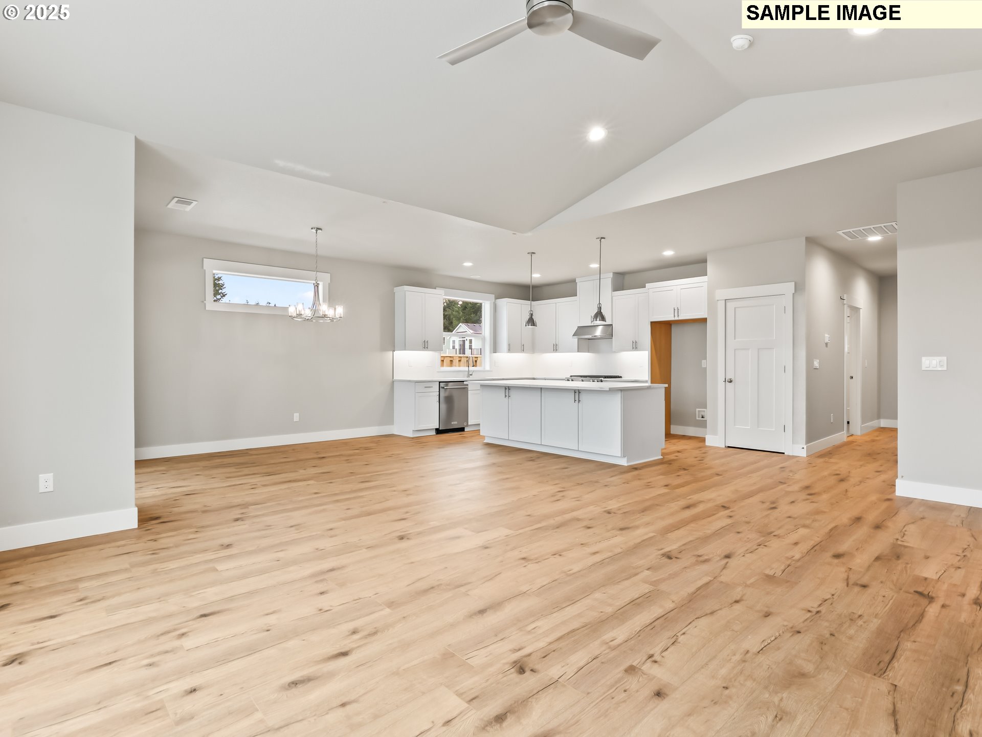 19015 Ochoco Court, Unit 66 Sandy, OR 97055 - Photo 31 of 38 Gallery Image 31