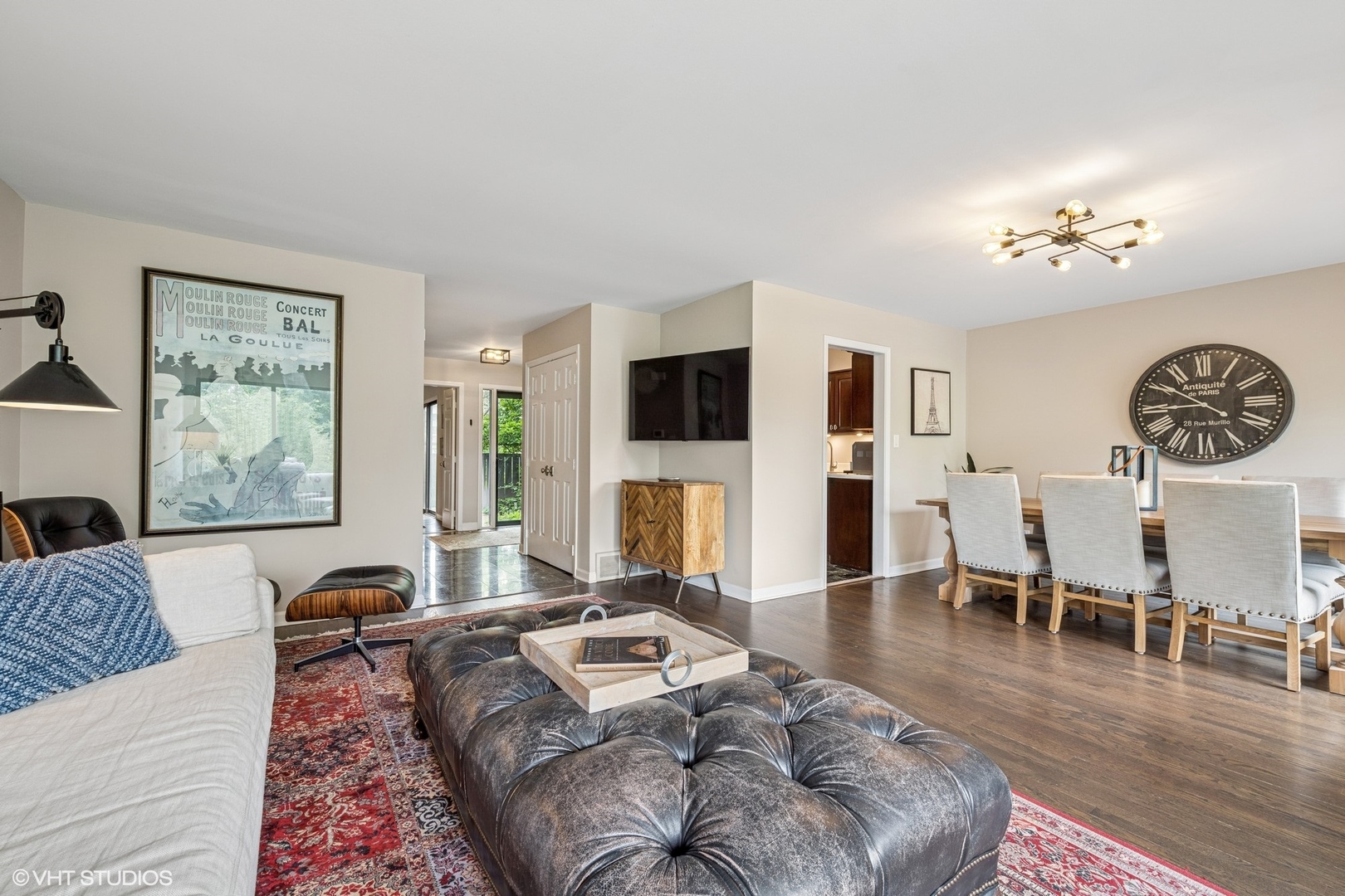 313 Woodview Road Lake Barrington, IL 60010 - Photo 11 of 49 Gallery Image 11
