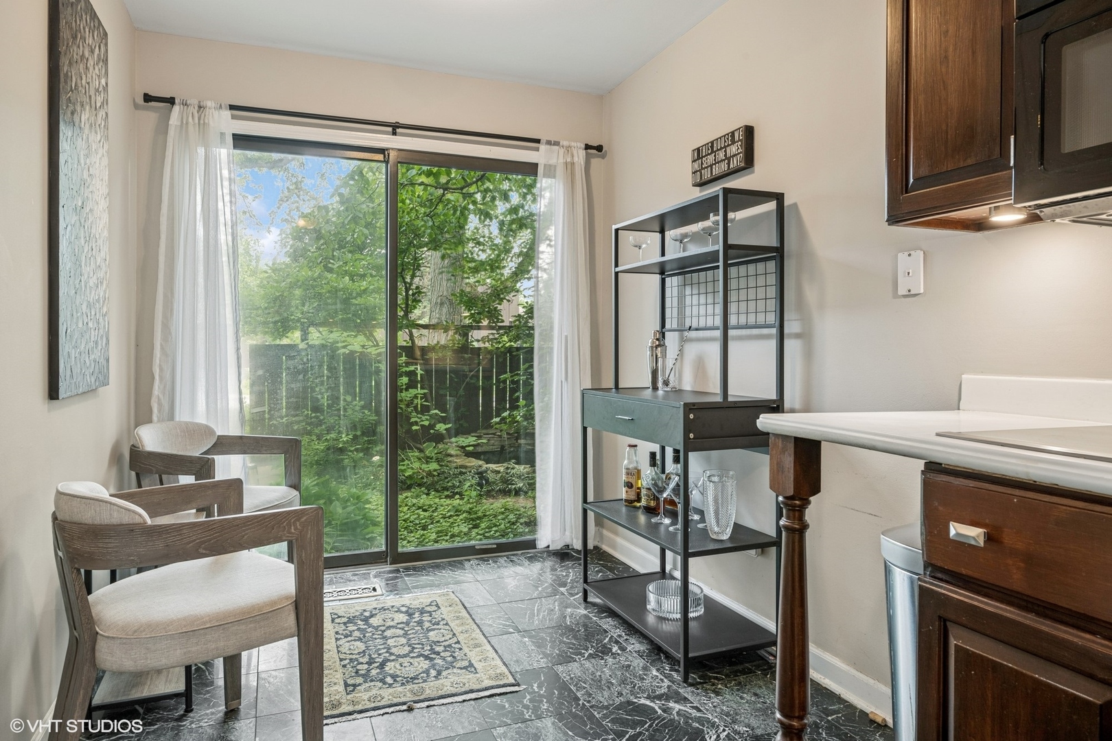 313 Woodview Road Lake Barrington, IL 60010 - Photo 15 of 49 Gallery Image 15