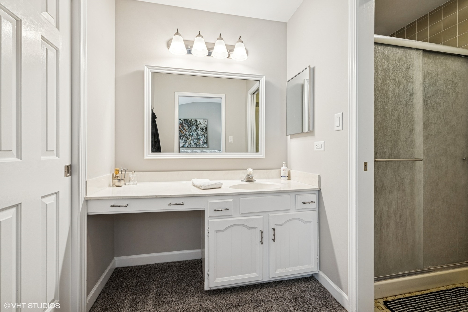 313 Woodview Road Lake Barrington, IL 60010 - Photo 19 of 49 Gallery Image 19
