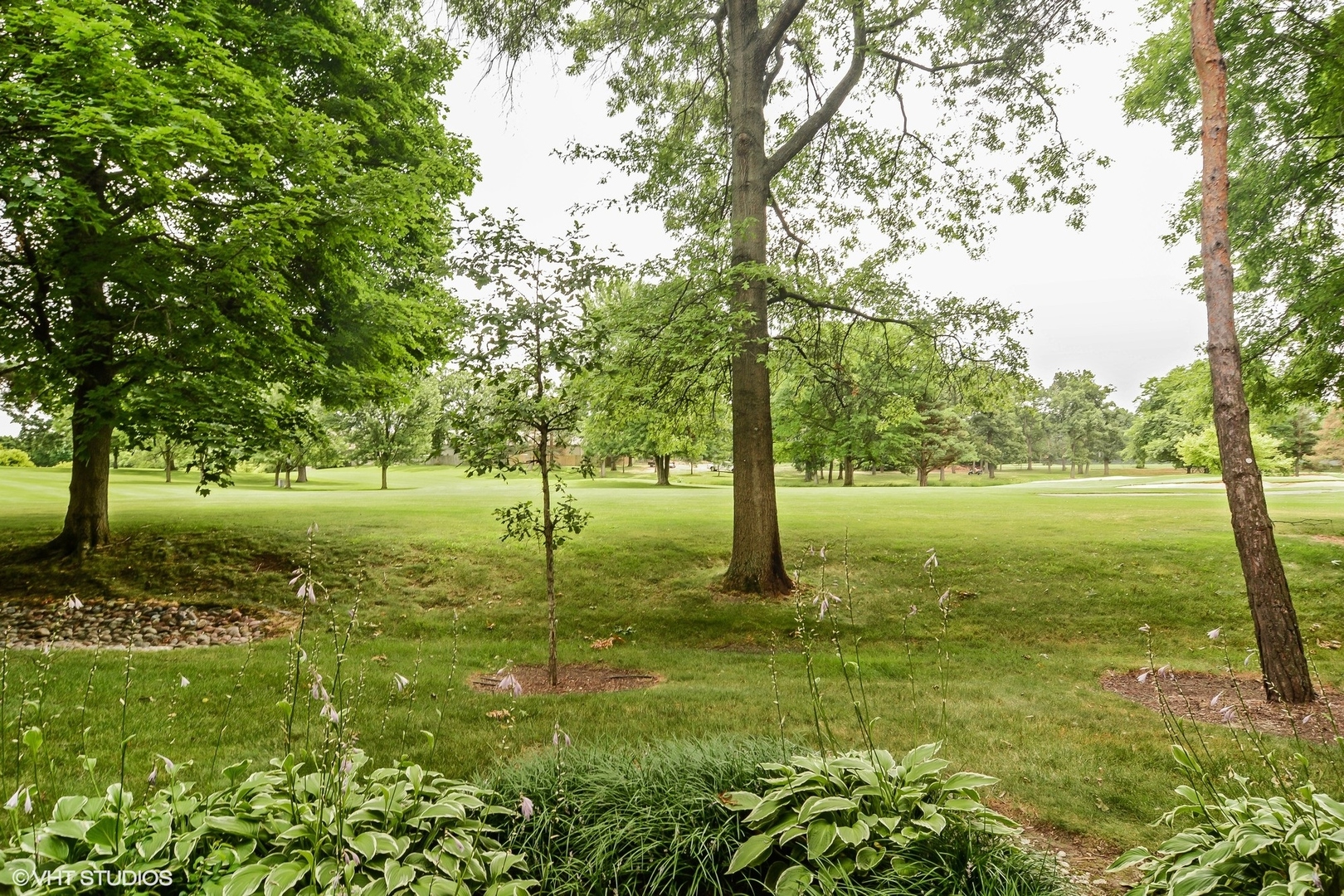 313 Woodview Road Lake Barrington, IL 60010 - Photo 41 of 49 Gallery Image 41