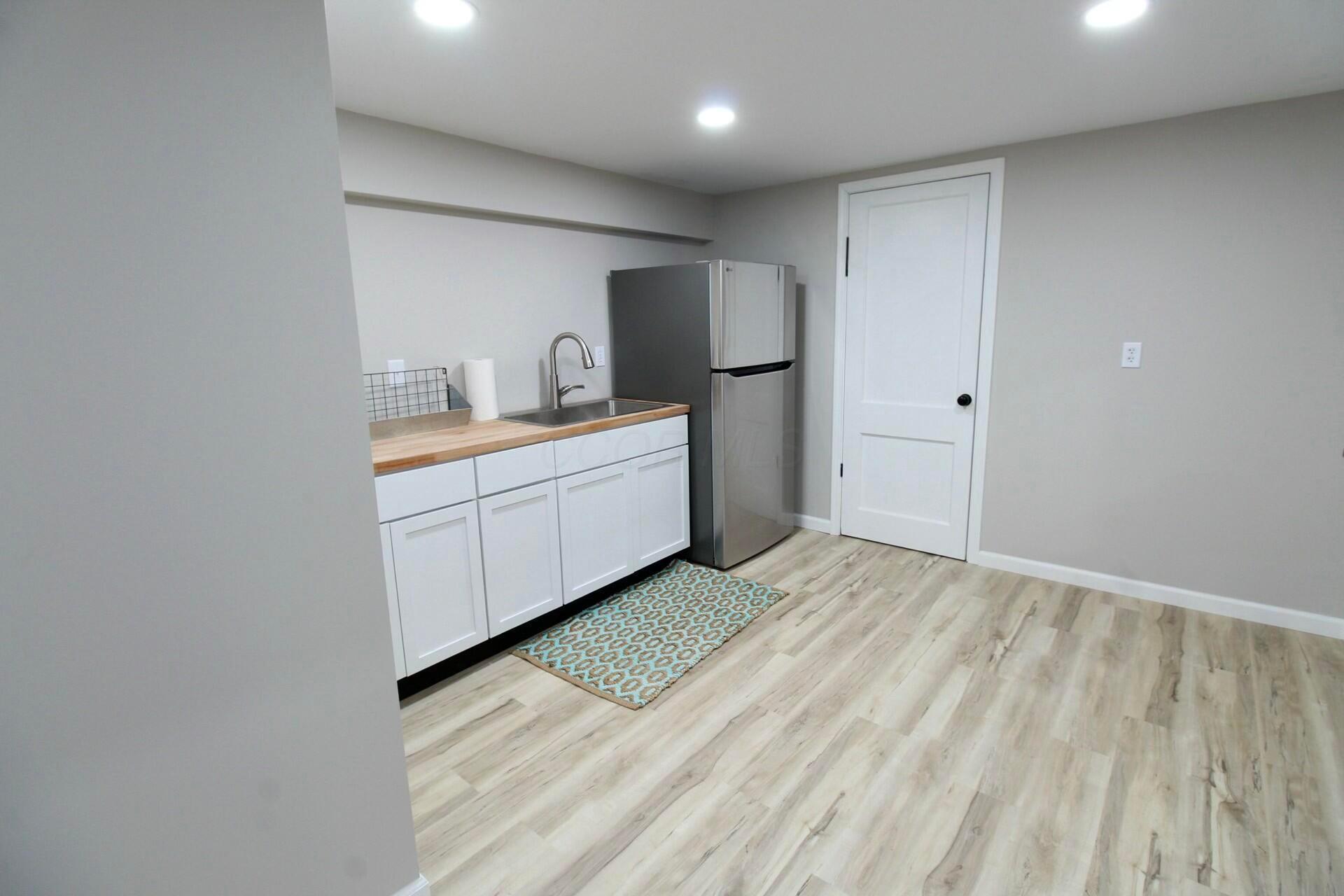 2552 Clearcreek Road Southwest Lancaster, OH 43130 - Photo 71 of 84 Kitchenette in Basement