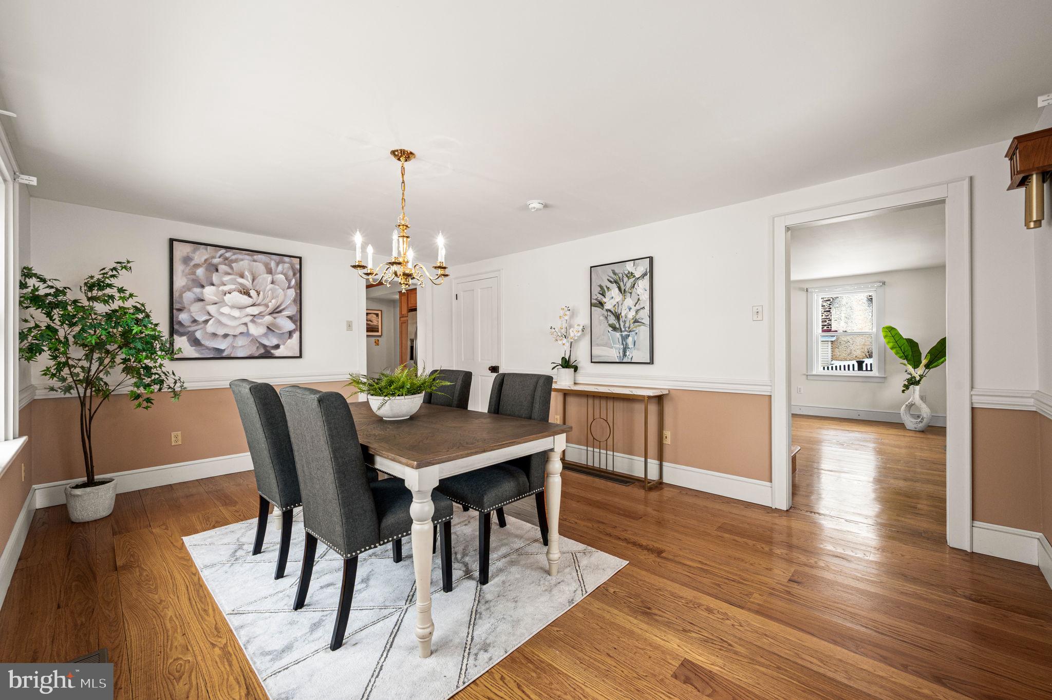 21 New Galena Road Line Lexington, PA 18932 - Photo 16 of 41 Dining Room