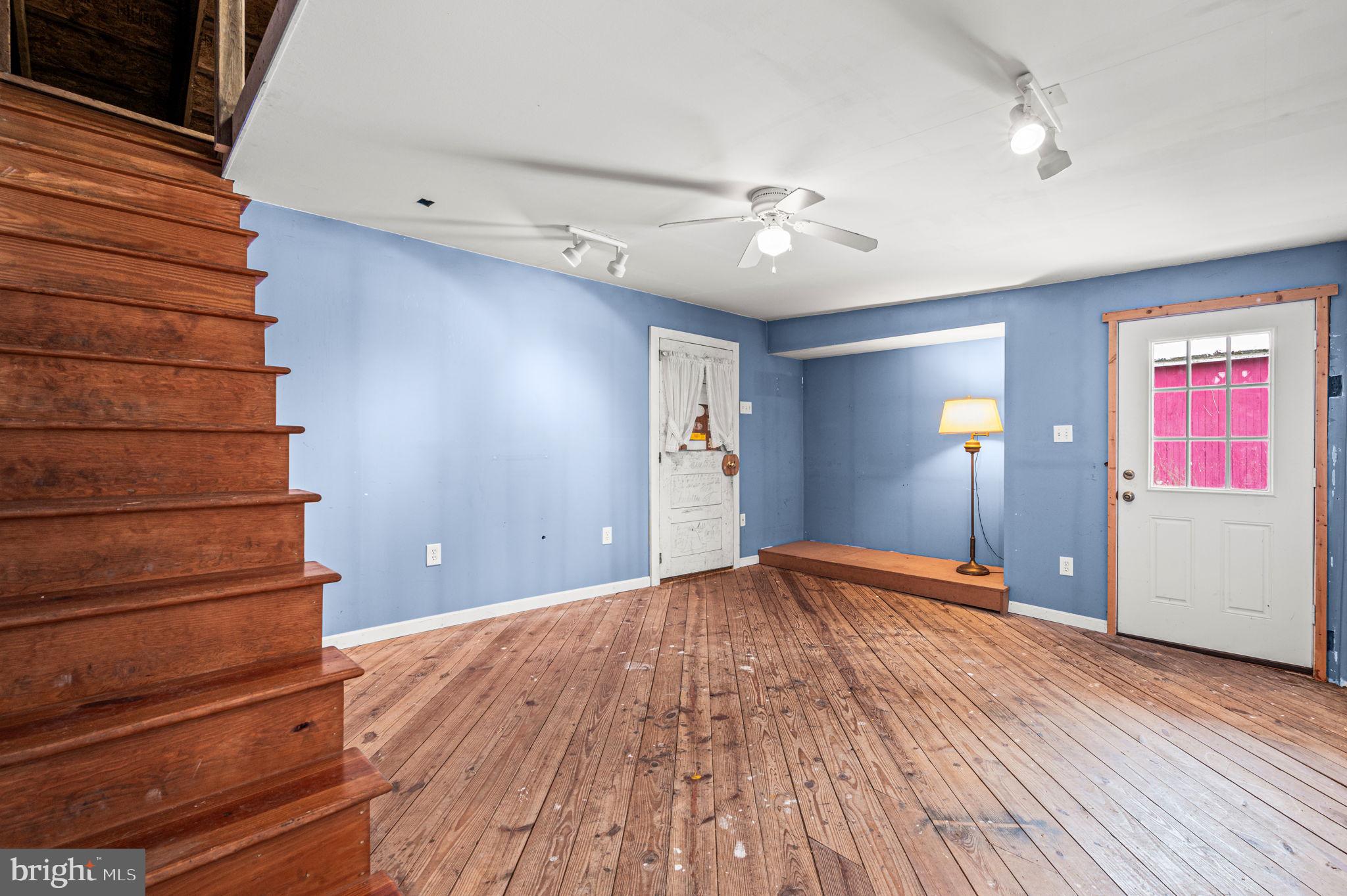 21 New Galena Road Line Lexington, PA 18932 - Photo 34 of 41 Hobby Room/Workshop in Barn/Garage