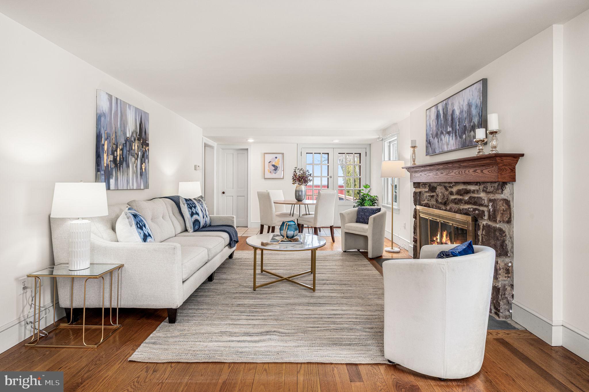 21 New Galena Road Line Lexington, PA 18932 - Photo 7 of 41 Living Room