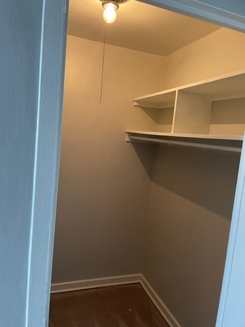 253 East Delaware Place, Unit 16E Chicago, IL 60611 - Photo 7 of 13 a view of small space