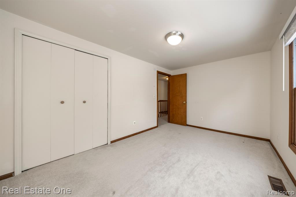 441 Silvervale Drive Rochester Hills, MI 48309 - Photo 37 of 57