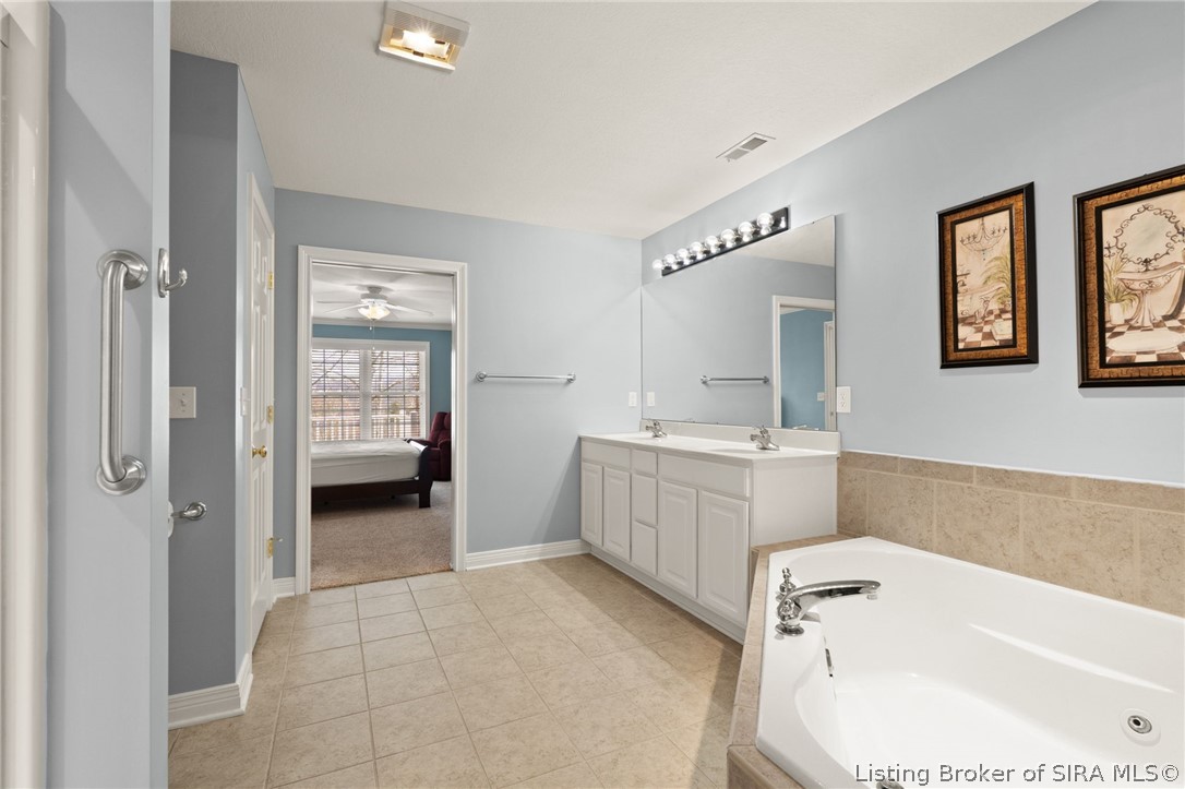 236 Summit View Drive Corydon, IN 47112 - Photo 5 of 36 Large primary bath w/ jacuzzi tub!