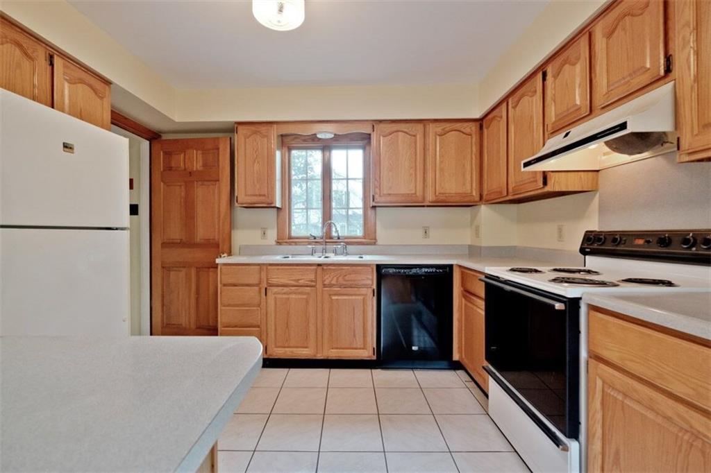51 Romano Road South Portland, ME 04106 - Photo 8 of 34 Photo