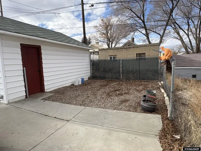 $250,000 | 808 Rhode Island Avenue, Rock Springs, WY 82901