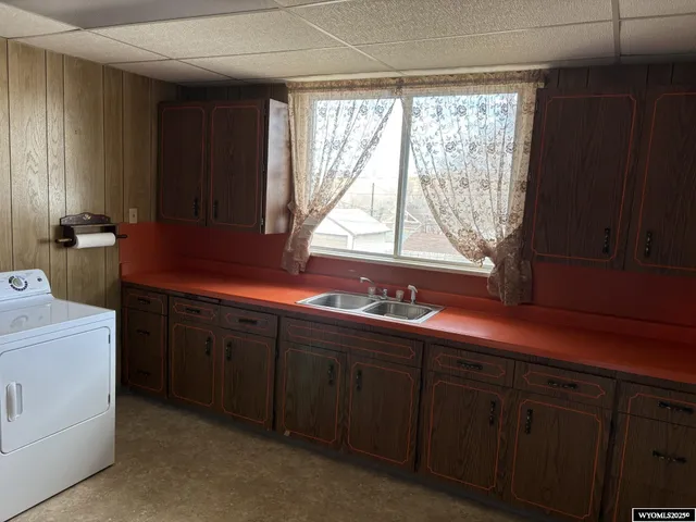 $250,000 | 808 Rhode Island Avenue, Rock Springs, WY 82901