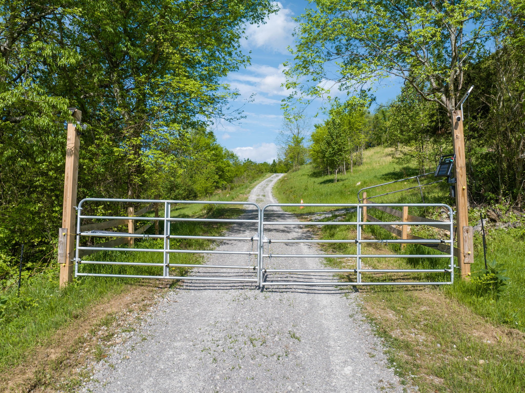40 Hackett Valley Road Hickman, TN 38567 - Photo 12 of 26 a view of a yard with wooden fence