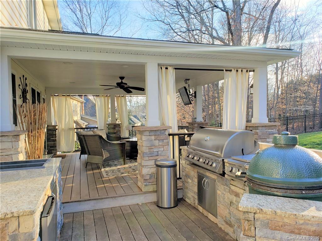 15519 Aberfeld Road Huntersville, NC 28078 - Photo 3 of 27 Gallery Image 3