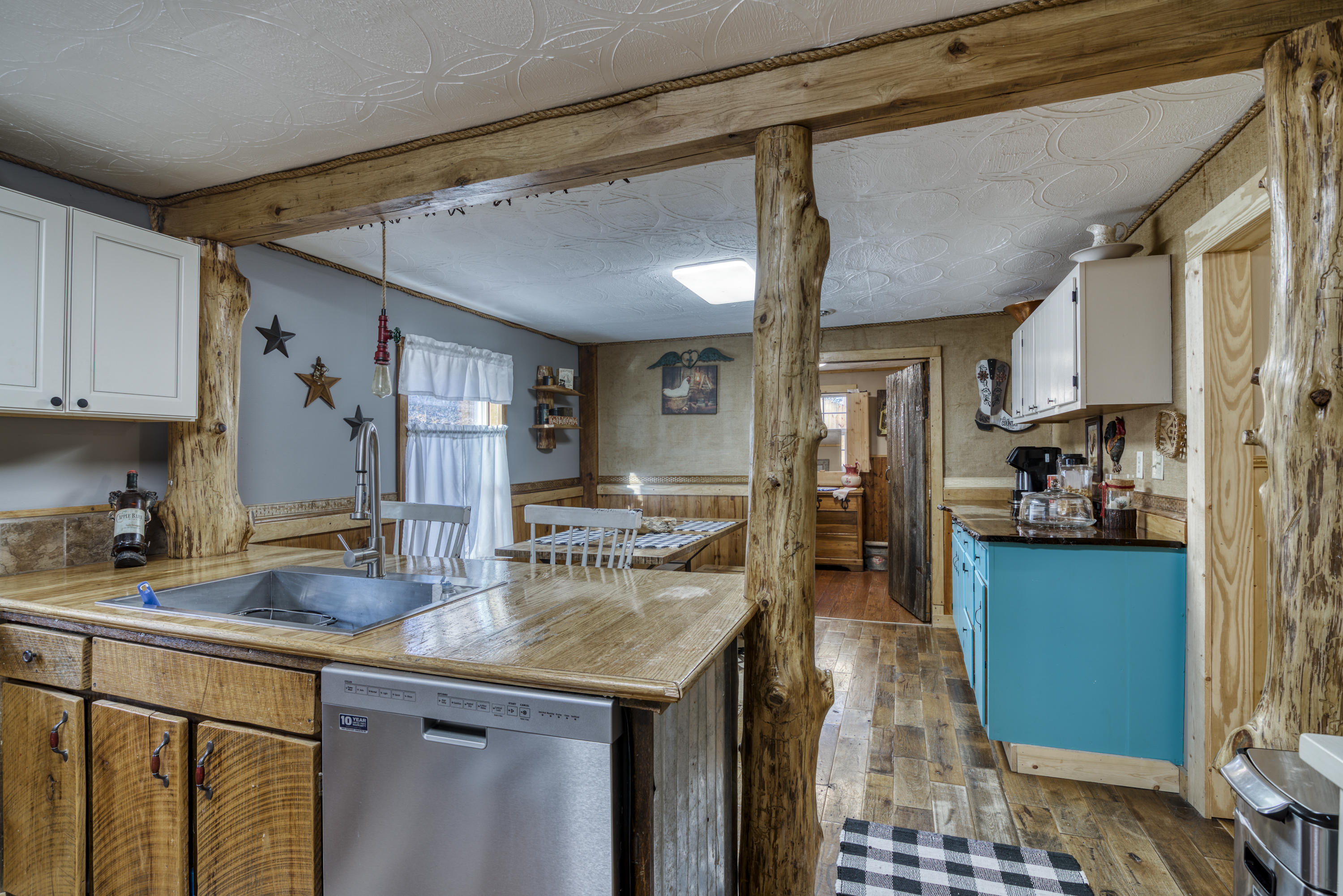 191 Pendergrass Road Bristol, VA 24201 - Photo 16 of 31 191-Pendergrass-Rd-Bristol-VA Highlands-