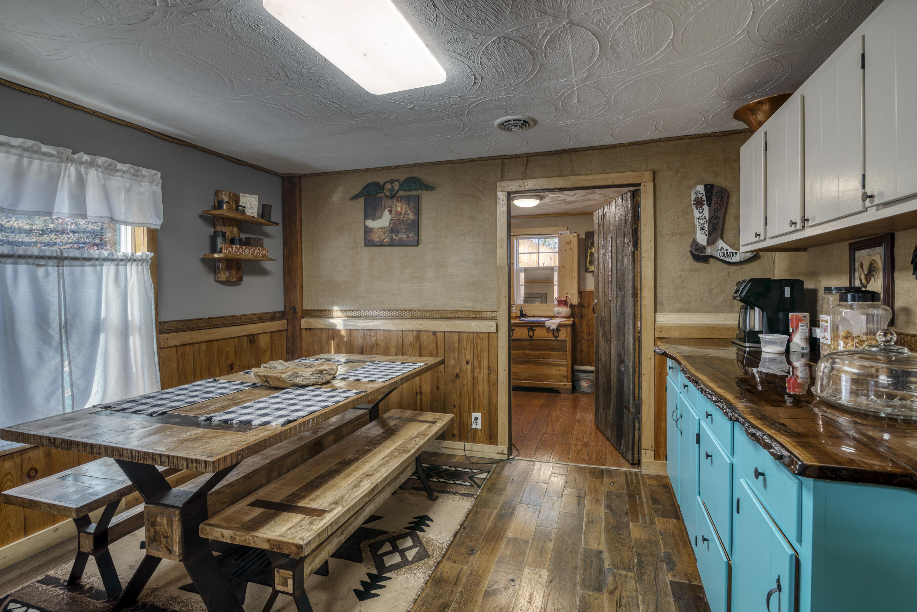 191 Pendergrass Road Bristol, VA 24201 - Photo 17 of 31 191-Pendergrass-Rd-Bristol-VA Highlands-