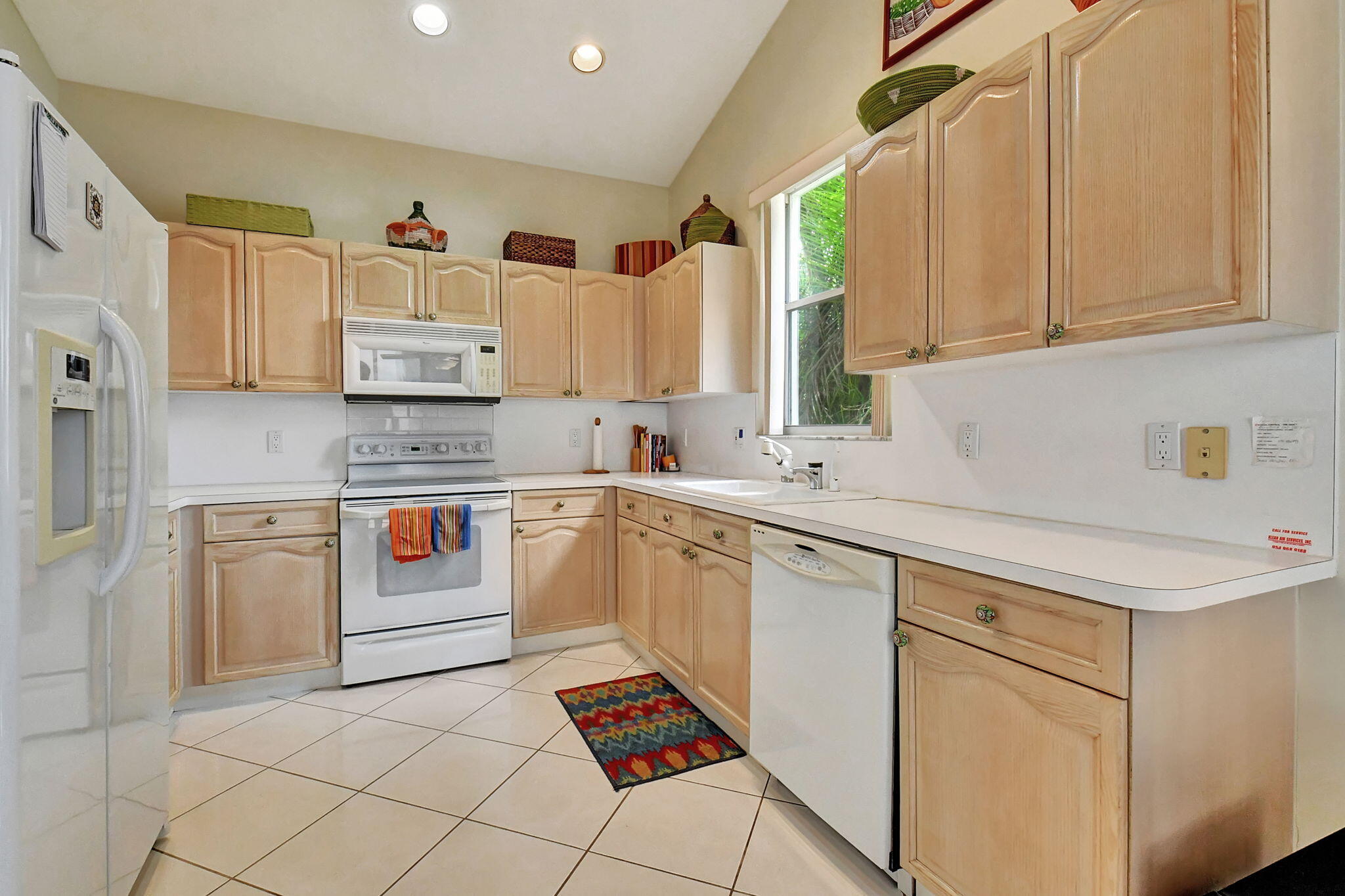 2489 Northwest 66th Drive Boca Raton, FL 33496 - Photo 12 of 40 21-web-or-mls-DSC_2490