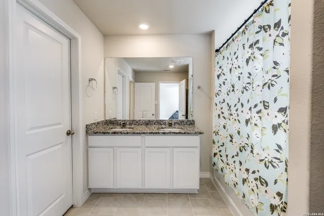 $2,400 | 5012 Punch Shot, San Antonio, TX 78261