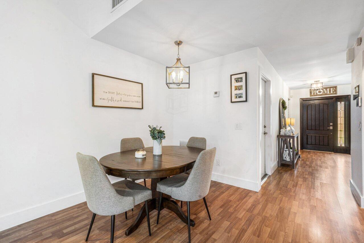 12901 Southwest 148th Street Road Miami, FL 33186 - Photo 10 of 28 eating area