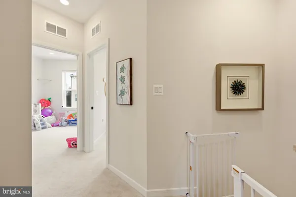 $4,995 | 22810 Tawny Pne Square, Ashburn, VA 20148