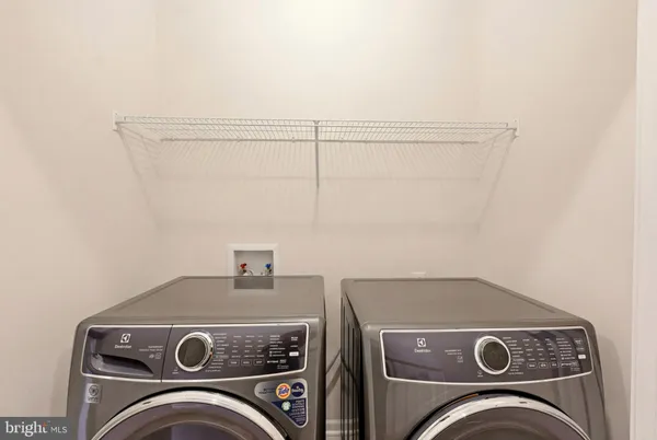 $4,995 | 22810 Tawny Pne Square, Ashburn, VA 20148